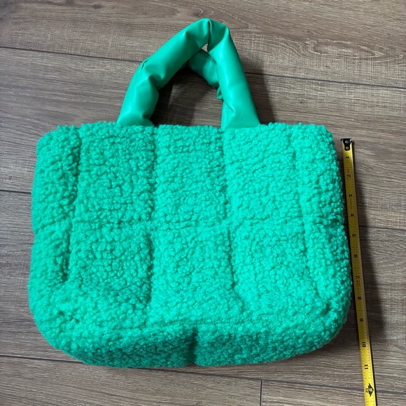 Topshop Recycled Green Quilted Tote Bag - Picture 4 of 9